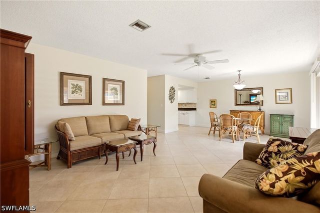 180 Harrison RD 3, Naples, FL 34112