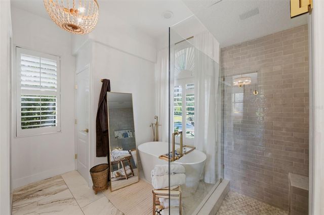 1102 MARINA DRIVE, Tarpon Springs, FL 34689