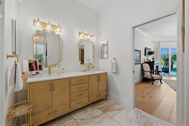 1102 MARINA DRIVE, Tarpon Springs, FL 34689
