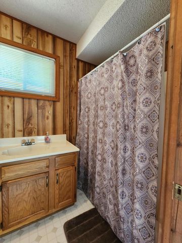 9523-25 Terry Street, Lake, MI 48632