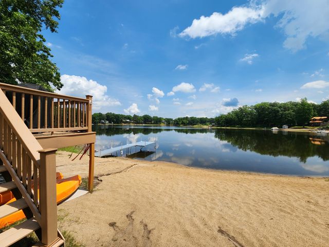 9523-25 Terry Street, Lake, MI 48632