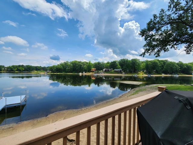 9523-25 Terry Street, Lake, MI 48632