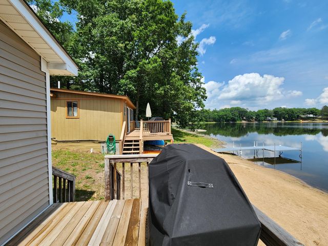 9523-25 Terry Street, Lake, MI 48632