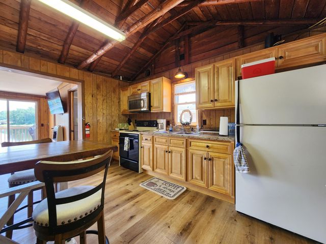 9523-25 Terry Street, Lake, MI 48632