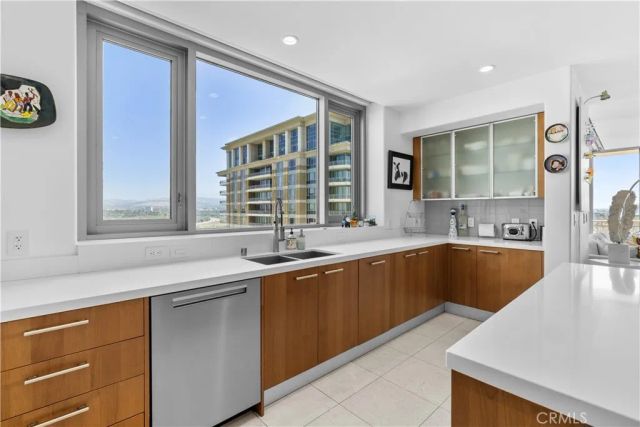 5104 Scholarship, Irvine, CA 92612