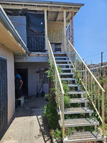 400 N Central Avenue, Compton, CA 90220