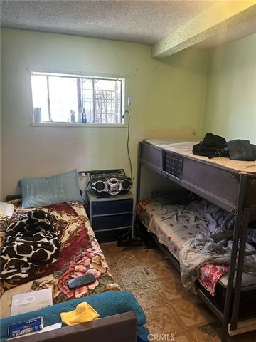 400 N Central Avenue, Compton, CA 90220