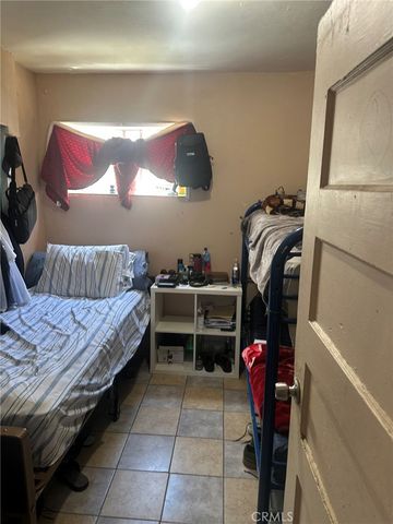 400 N Central Avenue, Compton, CA 90220