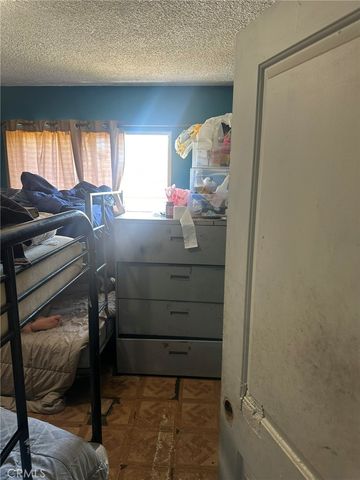 400 N Central Avenue, Compton, CA 90220
