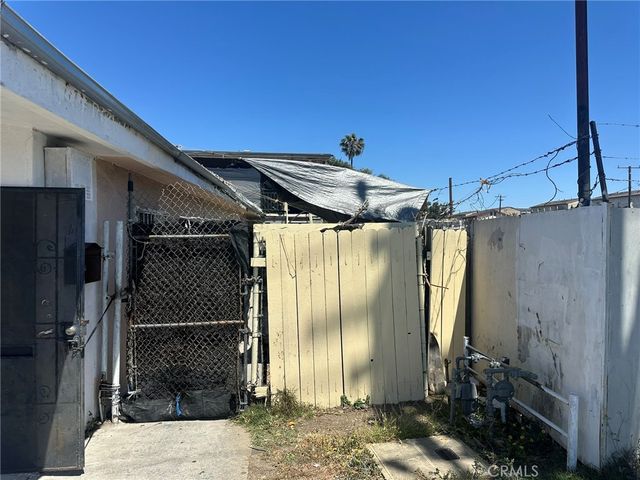 400 N Central Avenue, Compton, CA 90220
