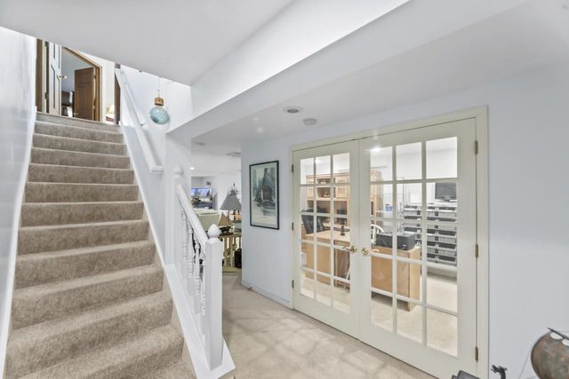 303 Pine TERRACE, Oconomowoc, WI 53066