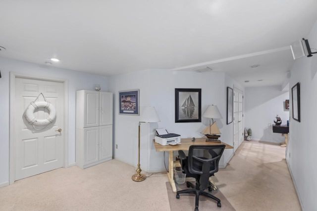 303 Pine TERRACE, Oconomowoc, WI 53066