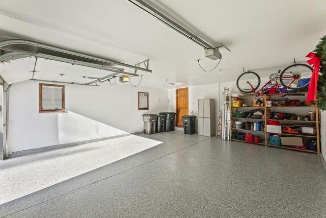 303 Pine TERRACE, Oconomowoc, WI 53066