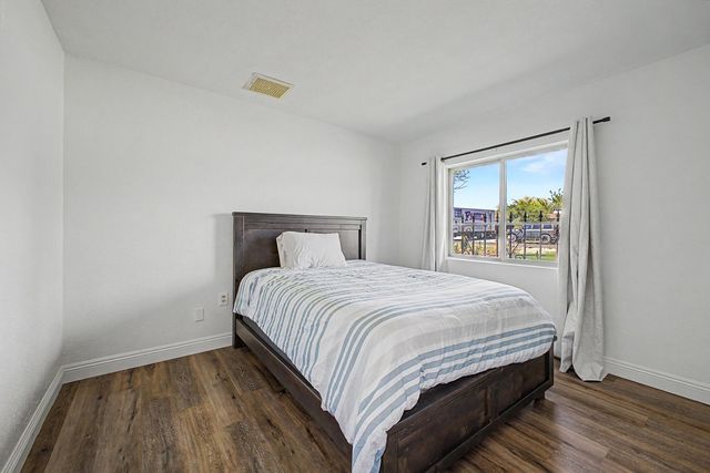 6315 E DELCOA Avenue, Scottsdale, AZ 85254