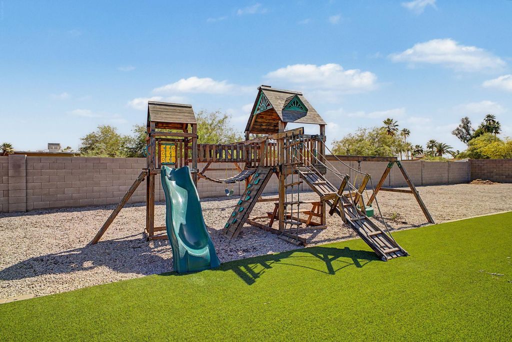 6315 E DELCOA Avenue, Scottsdale, AZ 85254