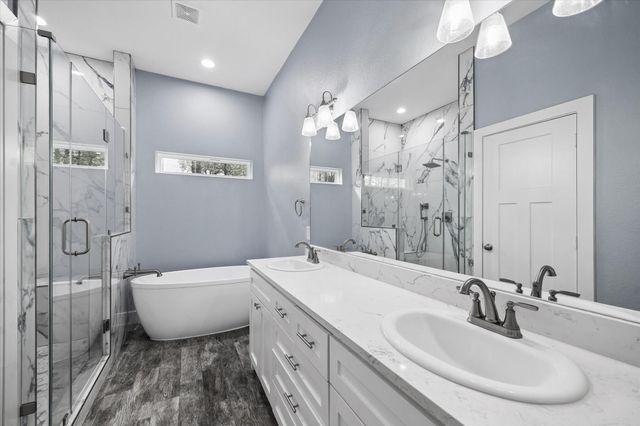 13219 Salem Circle, Montgomery, TX 77356