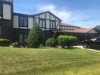 9815 W Creek Road B1, Palos Park, IL 60464
