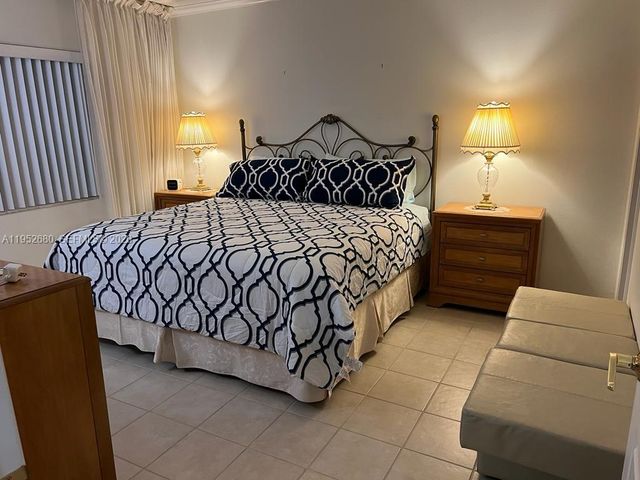1501 S Ocean Blvd Apt 211, Lauderdale By The Sea, FL 33062