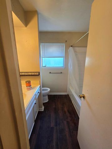 3825 Avenue R, Rosenberg, TX 77471