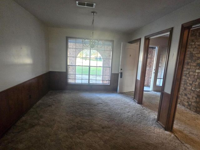 3825 Avenue R, Rosenberg, TX 77471