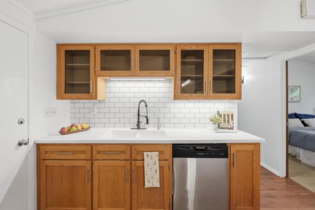 1803 Dunnwood Way, Oregon, WI 53575