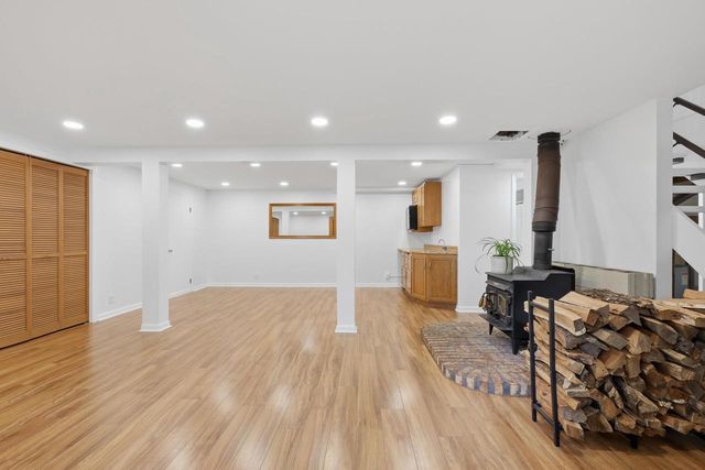 1803 Dunnwood Way, Oregon, WI 53575