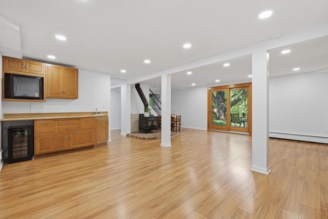 1803 Dunnwood Way, Oregon, WI 53575