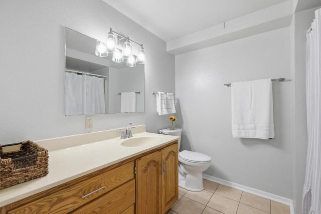 1803 Dunnwood Way, Oregon, WI 53575