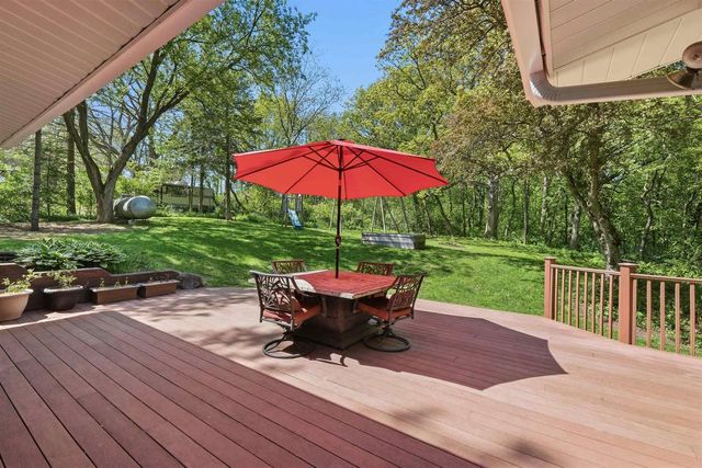 1803 Dunnwood Way, Oregon, WI 53575