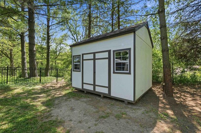 1803 Dunnwood Way, Oregon, WI 53575