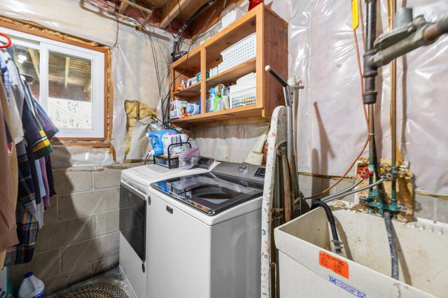 5610 Cedarwood Street NE, Prior Lake, MN 55372