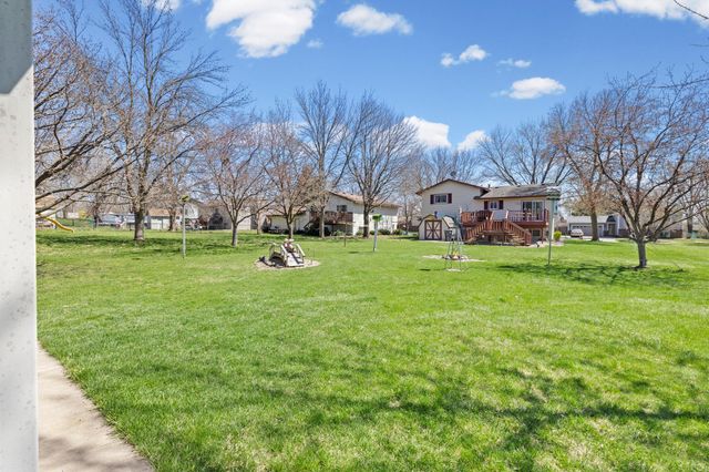 5610 Cedarwood Street NE, Prior Lake, MN 55372