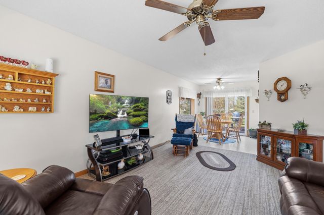 5610 Cedarwood Street NE, Prior Lake, MN 55372