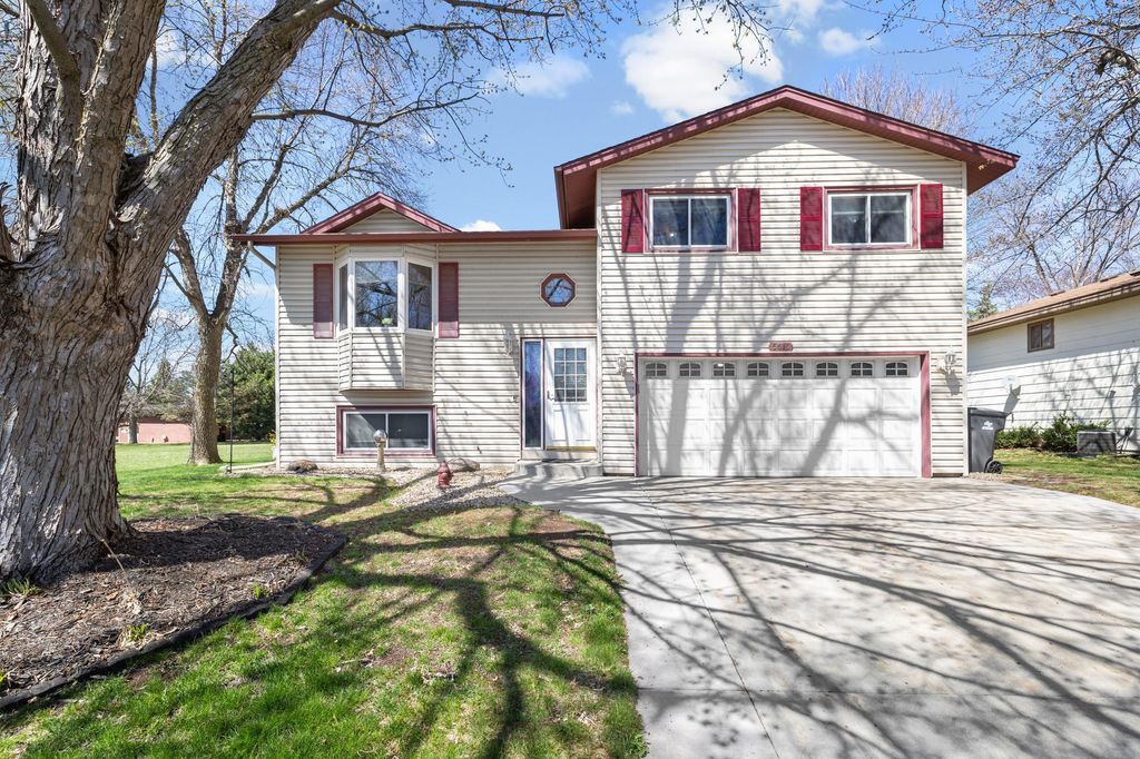 5610 Cedarwood Street NE, Prior Lake, MN 55372 — photo 3