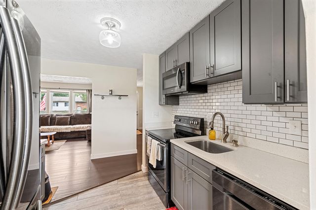 283 Merravay Drive, Florence, KY 41042