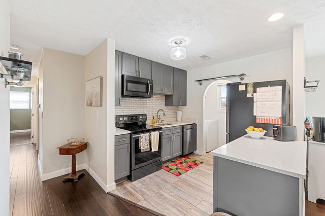 283 Merravay Drive, Florence, KY 41042