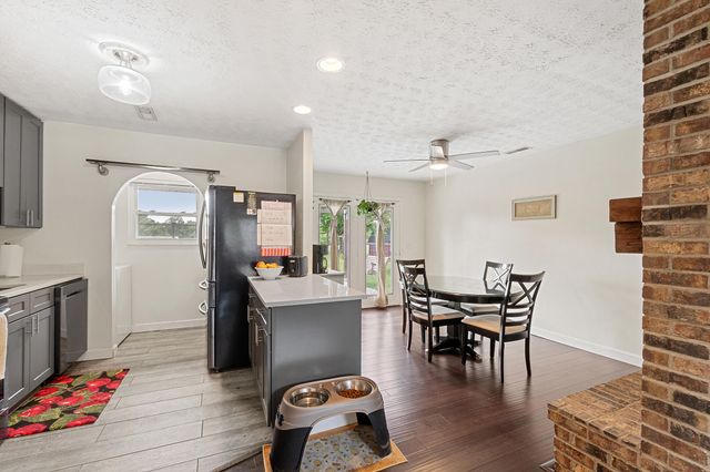 283 Merravay Drive, Florence, KY 41042