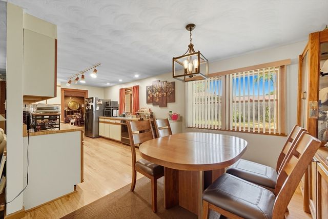 19 Nob Hill Dr., Framingham, MA 01701