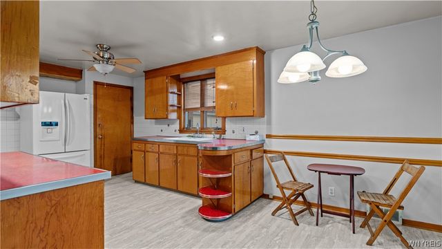 15 Hamilton Avenue, Lackawanna, NY 14218
