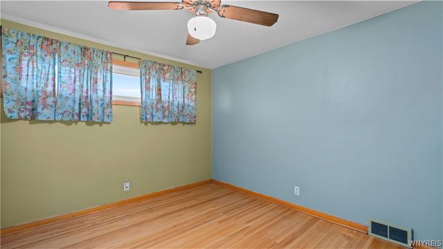 15 Hamilton Avenue, Lackawanna, NY 14218