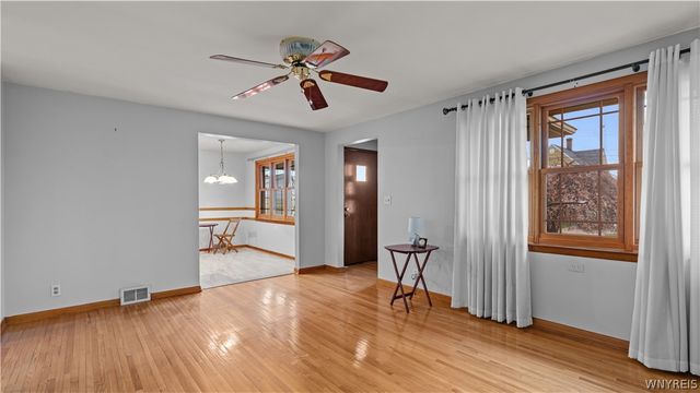 15 Hamilton Avenue, Lackawanna, NY 14218