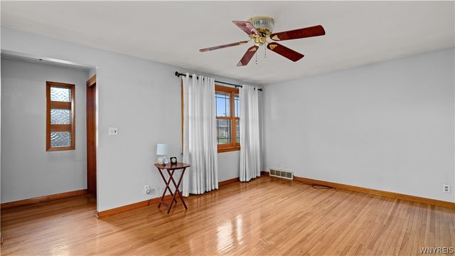 15 Hamilton Avenue, Lackawanna, NY 14218