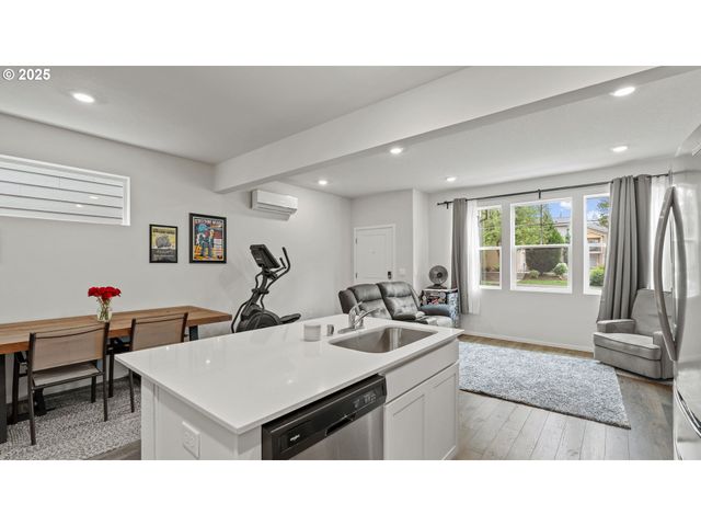 11610 Ne ANGELO Dr, Vancouver, WA 98684