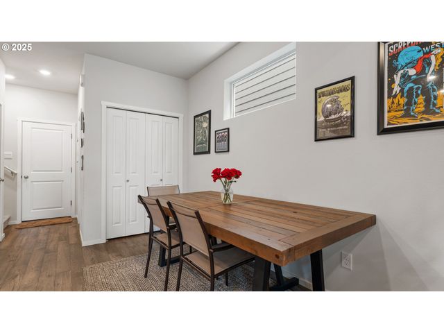 11610 Ne ANGELO Dr, Vancouver, WA 98684