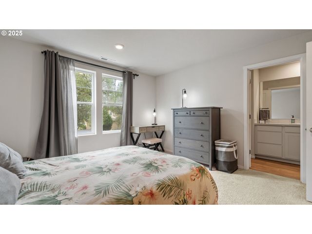 11610 Ne ANGELO Dr, Vancouver, WA 98684