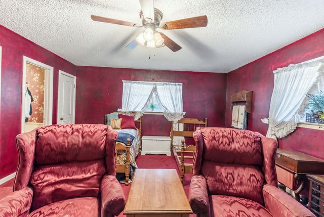 6400 Chapman Drive, Greenville, TX 75402