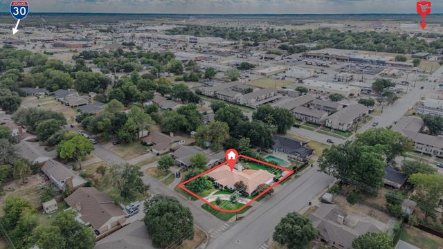 6400 Chapman Drive, Greenville, TX 75402