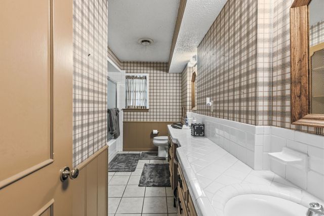 6400 Chapman Drive, Greenville, TX 75402