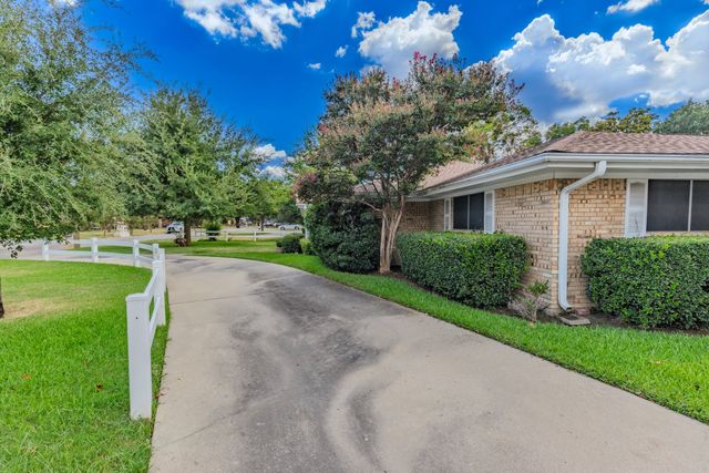 6400 Chapman Drive, Greenville, TX 75402