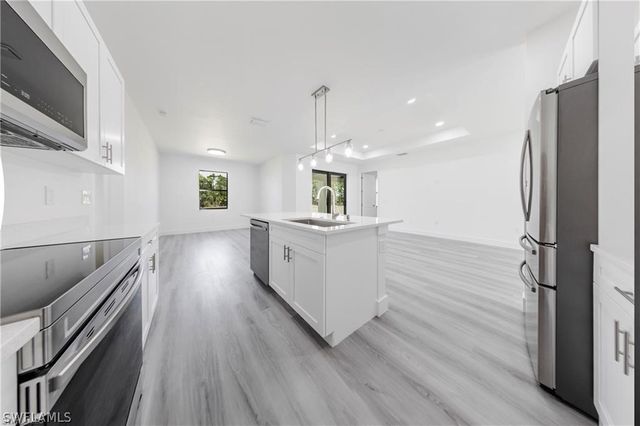 835 Glen Coy AVE, Lehigh Acres, FL 33974